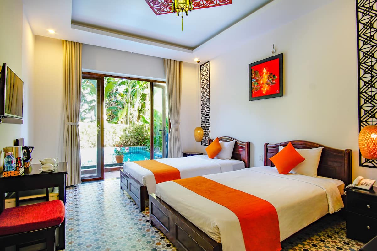 Down duvets, minibar, in-room safe, individually decorated