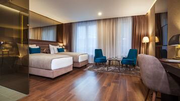 Premium bedding, minibar, in-room safe, desk