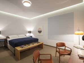 Economy tweepersoonskamer | Een bureau, een strijkplank/strijkijzer, gratis wifi