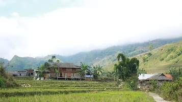 Mặt tiền nơi lưu trú