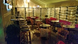 Bar (on property) - Taban Hostel Zagreb - hostel (Zagreb)