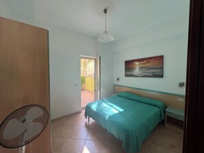 Cribs/infant beds, rollaway beds, free WiFi - Argeste Club Vacanze (Vieste)