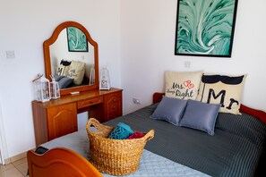 3 habitaciones, tabla de planchar con plancha y wifi gratis 
