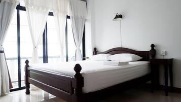 Standard Double Room, 1 King Bed | Blackout curtains, iron/ironing board, free WiFi, bed sheets