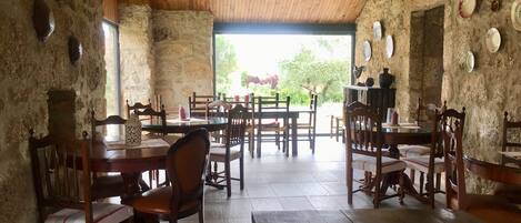 Desayuno continental incluido todos los días