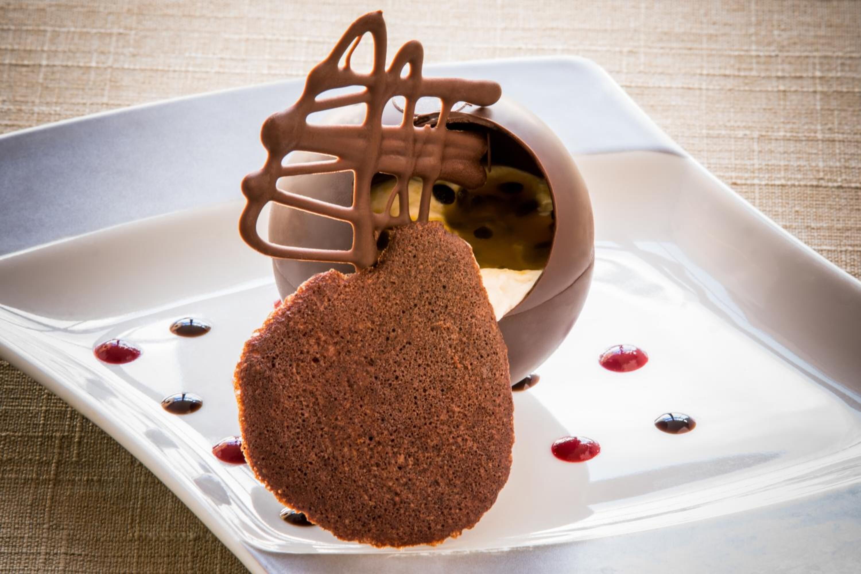 lunch and dinner served, regional cuisine