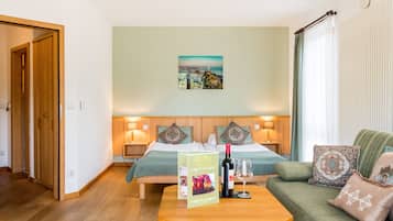 1 bedroom, desk, cots/infant beds, free WiFi