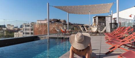 Outdoor pool, sun loungers