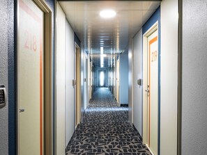 Uklassifisert bilde, 2 av 28, knapp