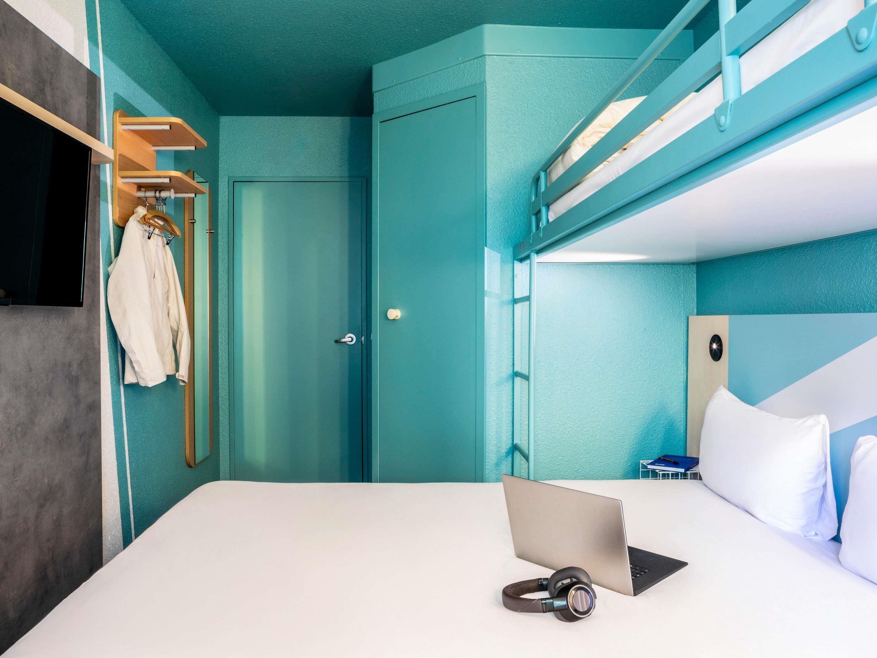 三人房, 多張床 | 書桌、隔音、免費無線上網