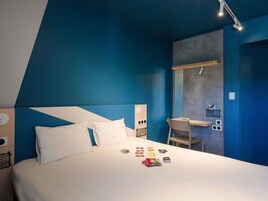 Double Room | 1 bedroom, desk, soundproofing, WiFi (free)