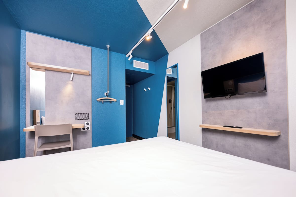 Double Room | 1 bedroom, desk, soundproofing, free WiFi