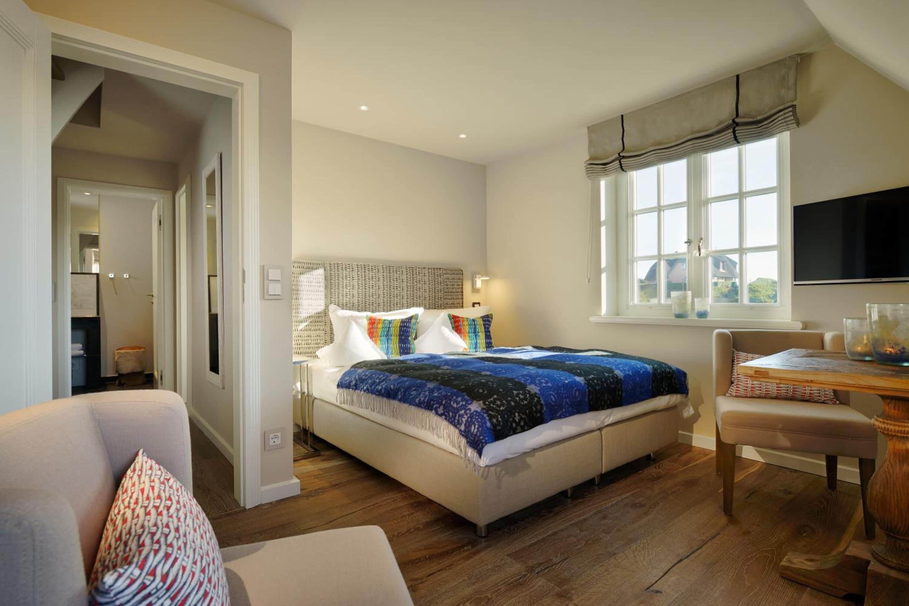 in-room safe, iron/ironing board, cots/infant beds, free wifi