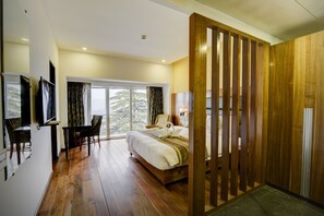 Premier Room with Himalayan View | 1 phòng ngủ, bộ đồ giường cao cấp, chăn bông, két bảo mật tại phòng 