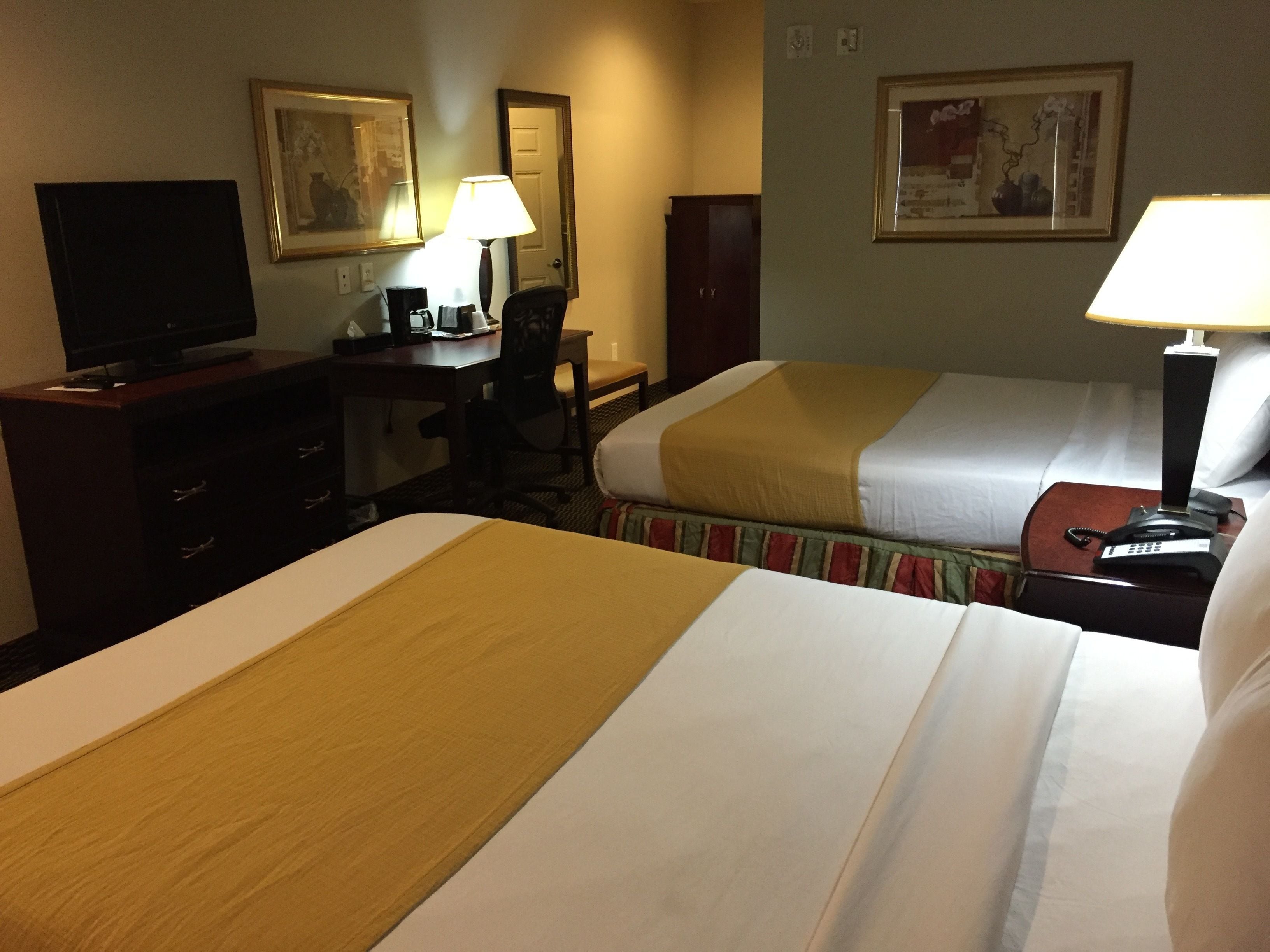 queen room with 2 queen beds | desk, iron/ironing board, free wifi, bed sheets