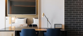 Ruby Emma Hotel Amsterdam By IHG