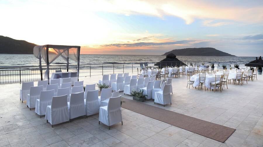 Holiday Inn Resort Mazatlan by IHG