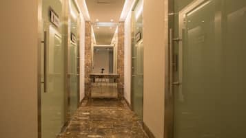 Sauna, body treatments, body wraps, body scrubs, facials