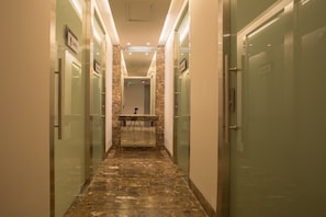 Sauna, body treatments, body wraps, body scrubs, facials