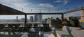 Elyton Hotel, Autograph Collection by Marriott