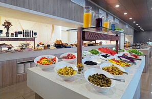 Daily buffet breakfast for a fee - Maistra Select Srebreno Premium Apartments  (Zupa dubrovacka)