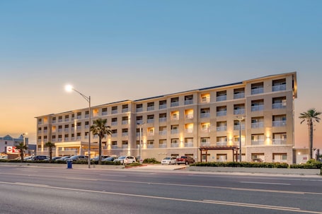 Exterior. Best Western Plus Galveston Suites