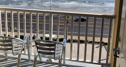 Best Western Plus Galveston Suites