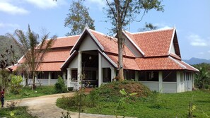 Exterior - Mahout Hotel (Luang Prabang)