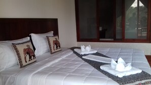 View from room - Mahout Hotel (Luang Prabang)