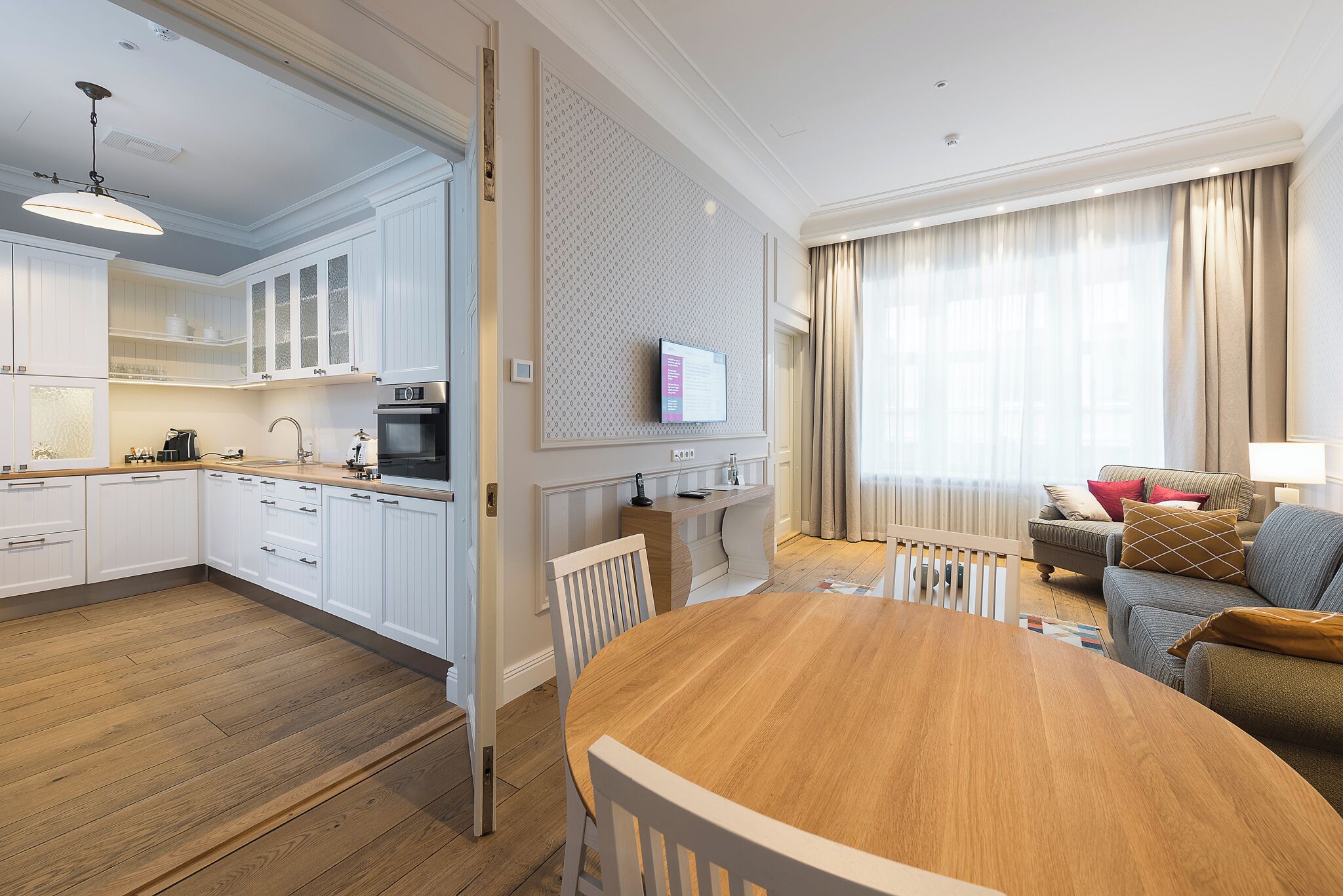 luxury apartment | 1 bedroom, hypo-allergenic bedding, minibar, in-room safe