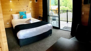 Cabane Premium | 1 chambre, couette en duvet d'oie, coffres-forts dans les chambres