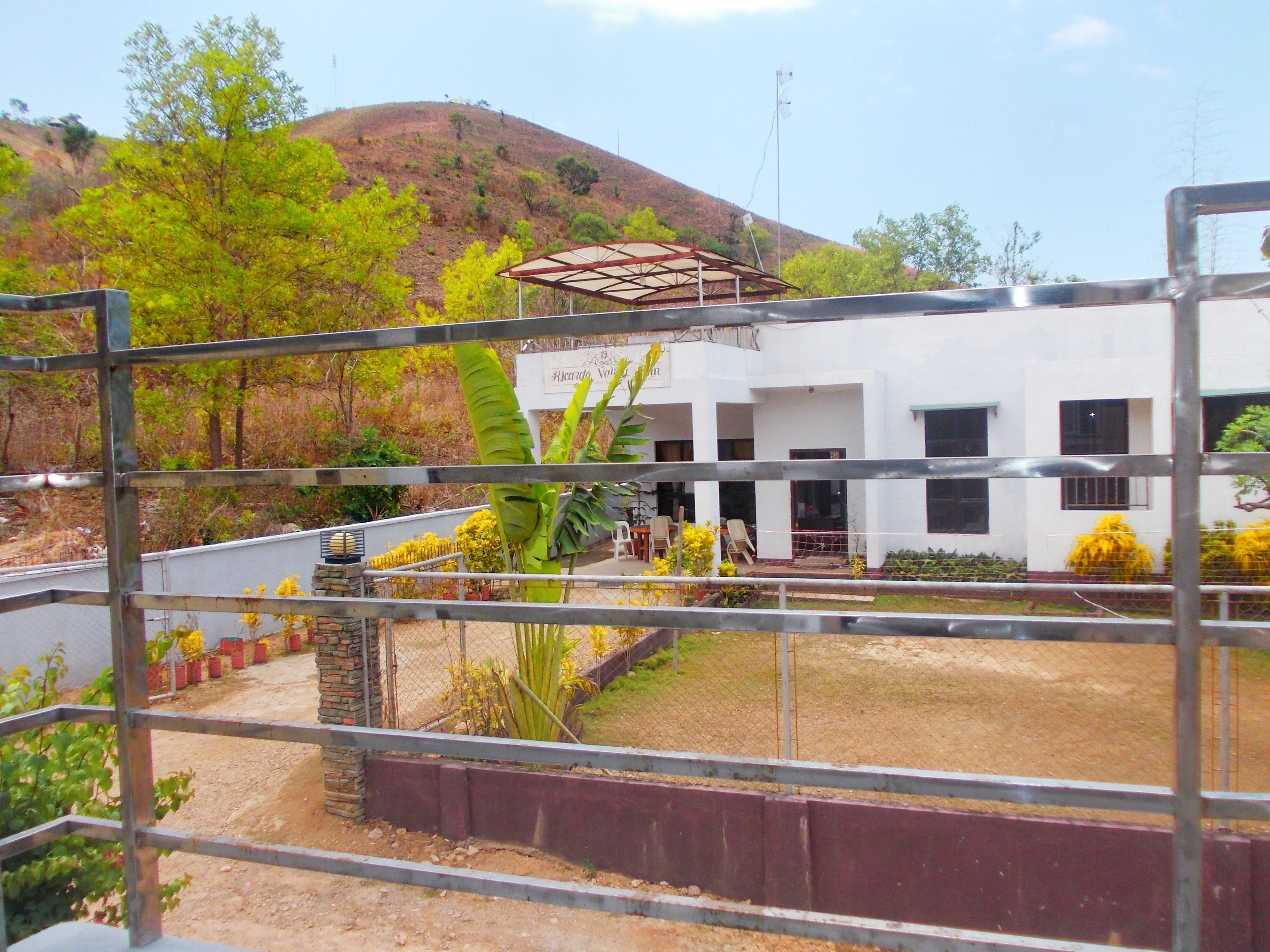 family suite, 2 double beds, hill view | balcony view