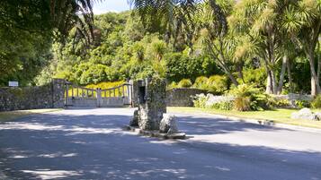 Entrada de la propiedad