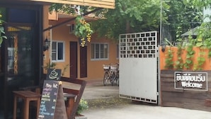 住宿正面