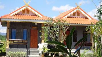 Standard Bungalow, 1 Double Bed | Terrace/patio