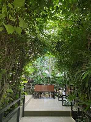 Exterior - The Coconut Hotel (Lampang)