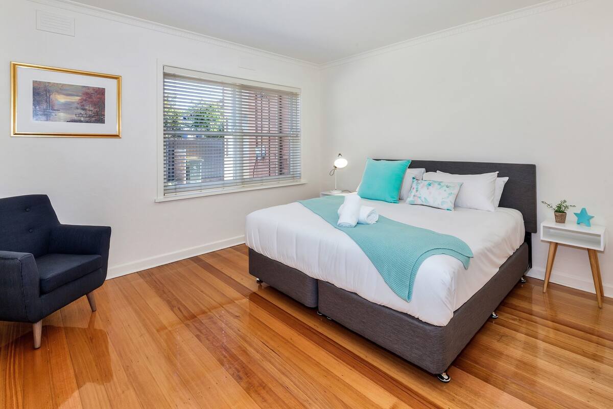 1 habitación, ropa de cama de alta calidad y sistema de insonorización 