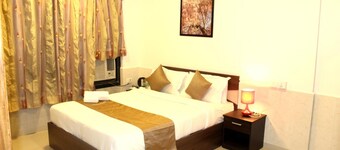 Dragonfly Apartments Emerald