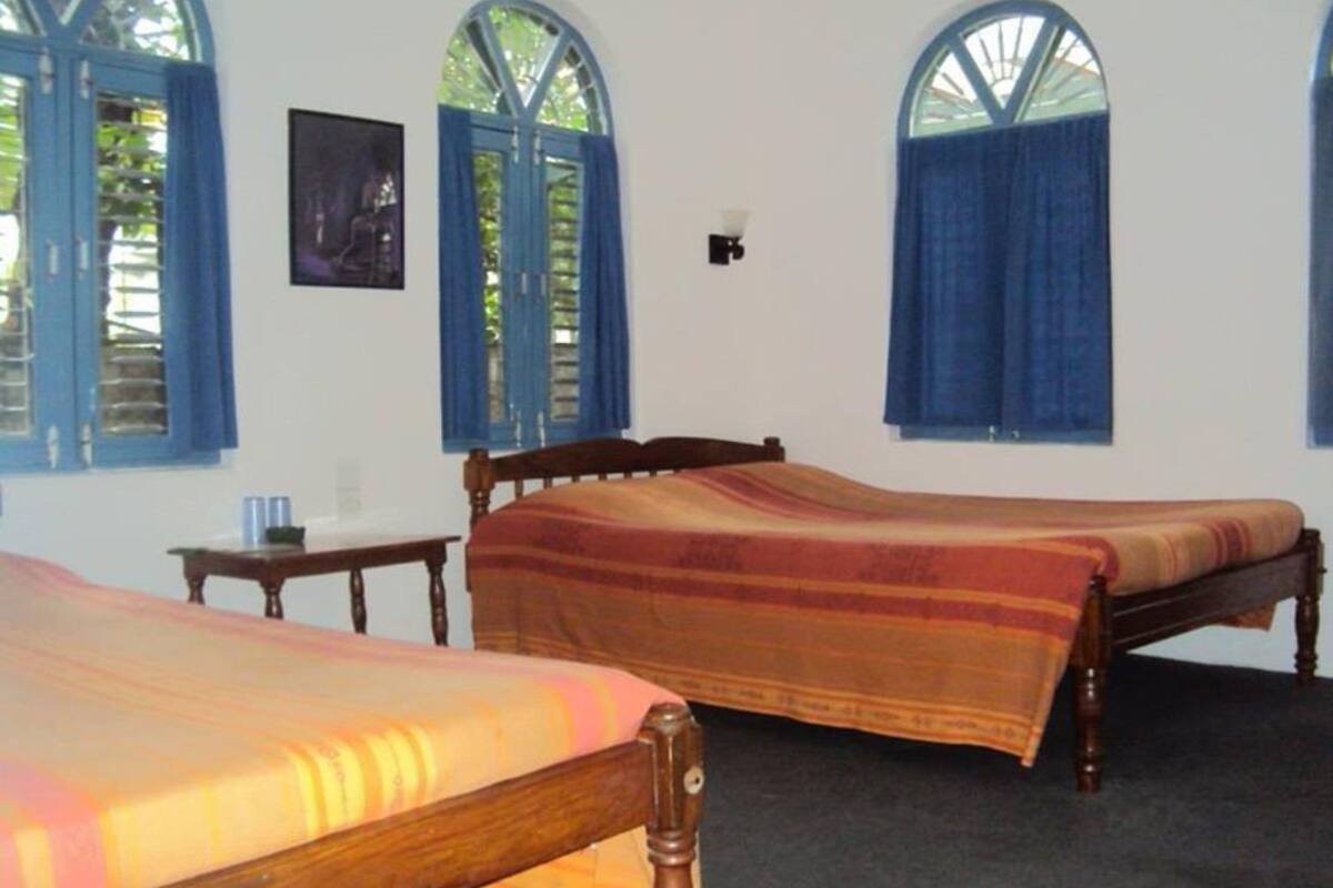 Zimmersafe, Bügeleisen/Bügelbrett, Zustellbetten, kostenloses WLAN