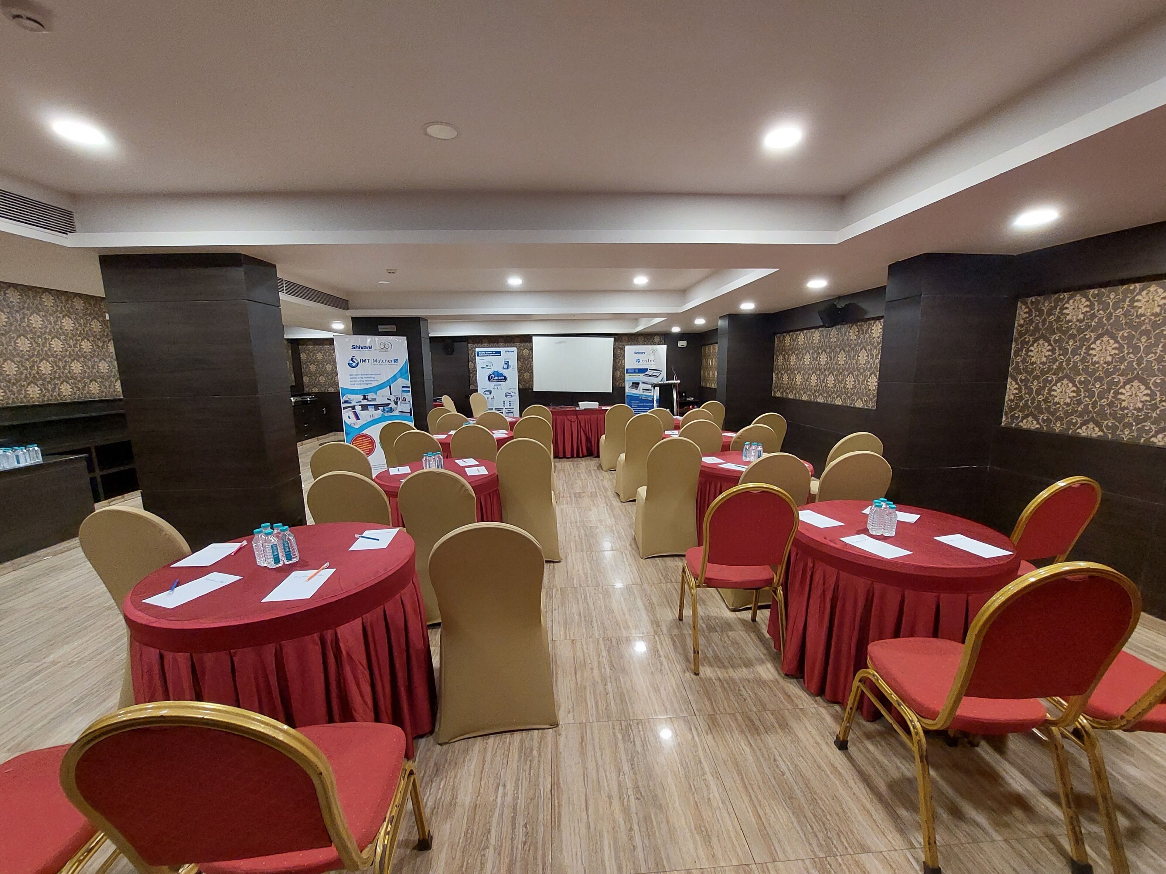 Banquet hall