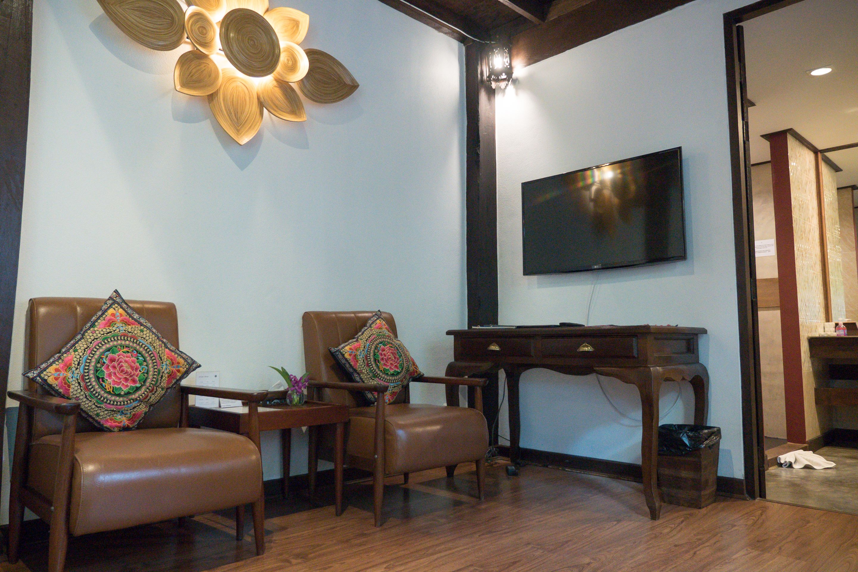 superior double room, lanai, resort view | 1 bedroom, in-room safe, soundproofing, free wifi