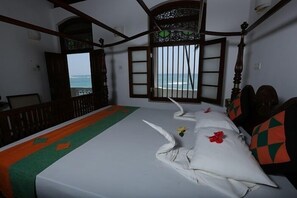 Standard Double Room | Minibar, individually decorated, individually furnished, desk - The Villa Hotel (Unawatuna)