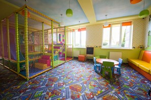 Children’s play area – indoor