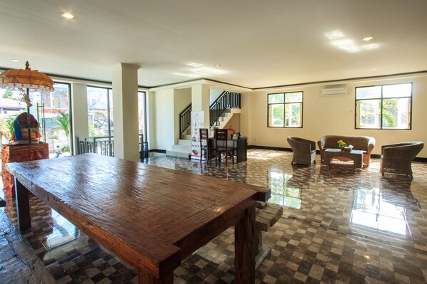 Lobby sitting area
