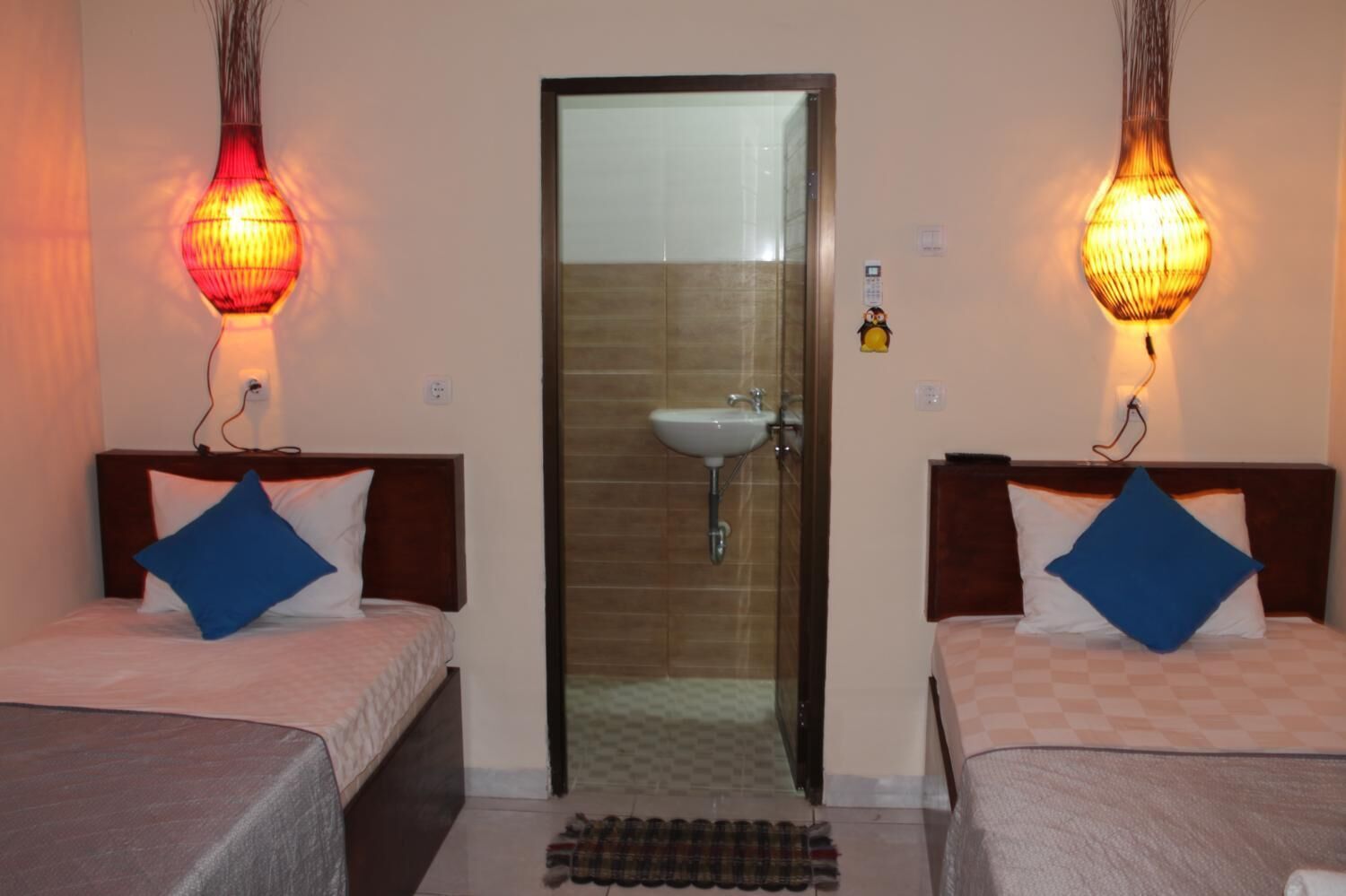 in-room safe, free wifi, bed sheets