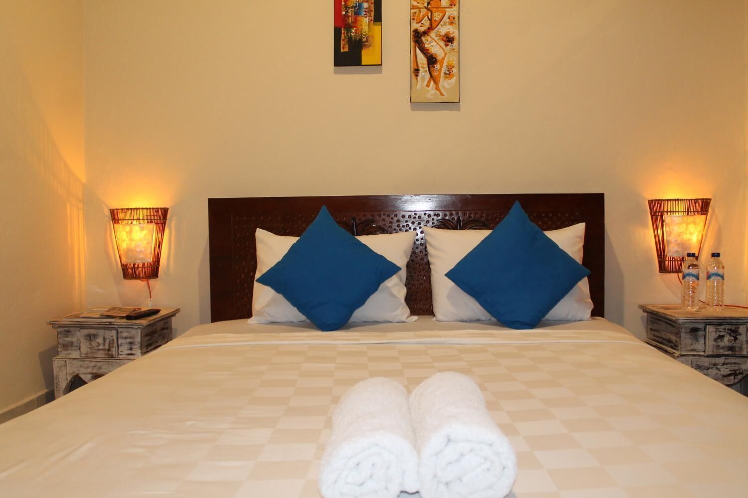 in-room safe, free wifi, bed sheets