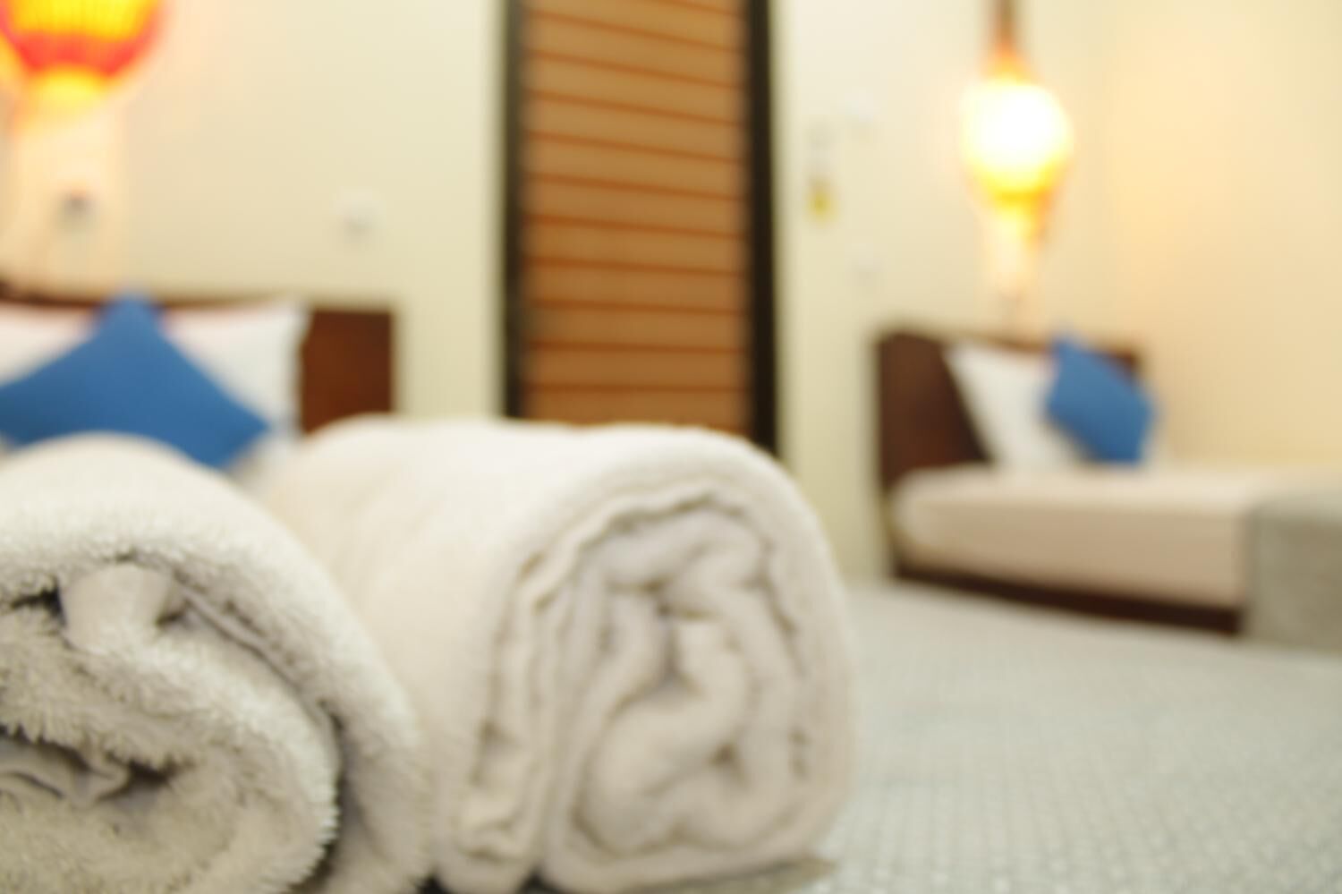 in-room safe, free wifi, bed sheets