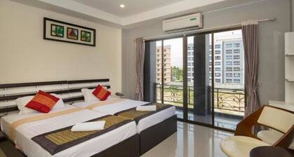 Royal Q&D Suites Hotel