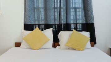 Chambre Double Classique, 1 chambre, salle de bains privée, cÎté jardin