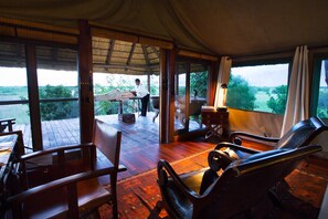 Deep-tissue massages, Swedish massages, massages - Selinda Camp (Selinda Reserve)